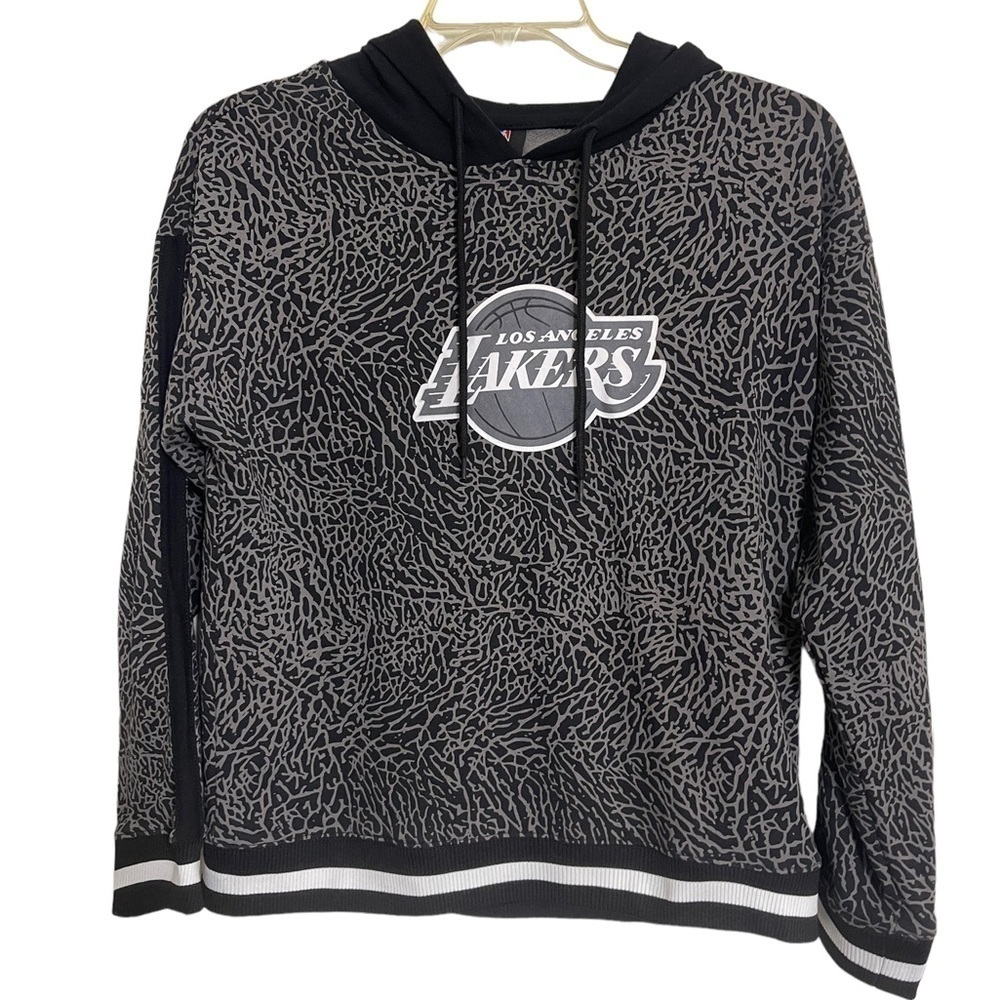 NBA LA Lakers Hoodie. Size medium. EUC - Picture 5 of 15